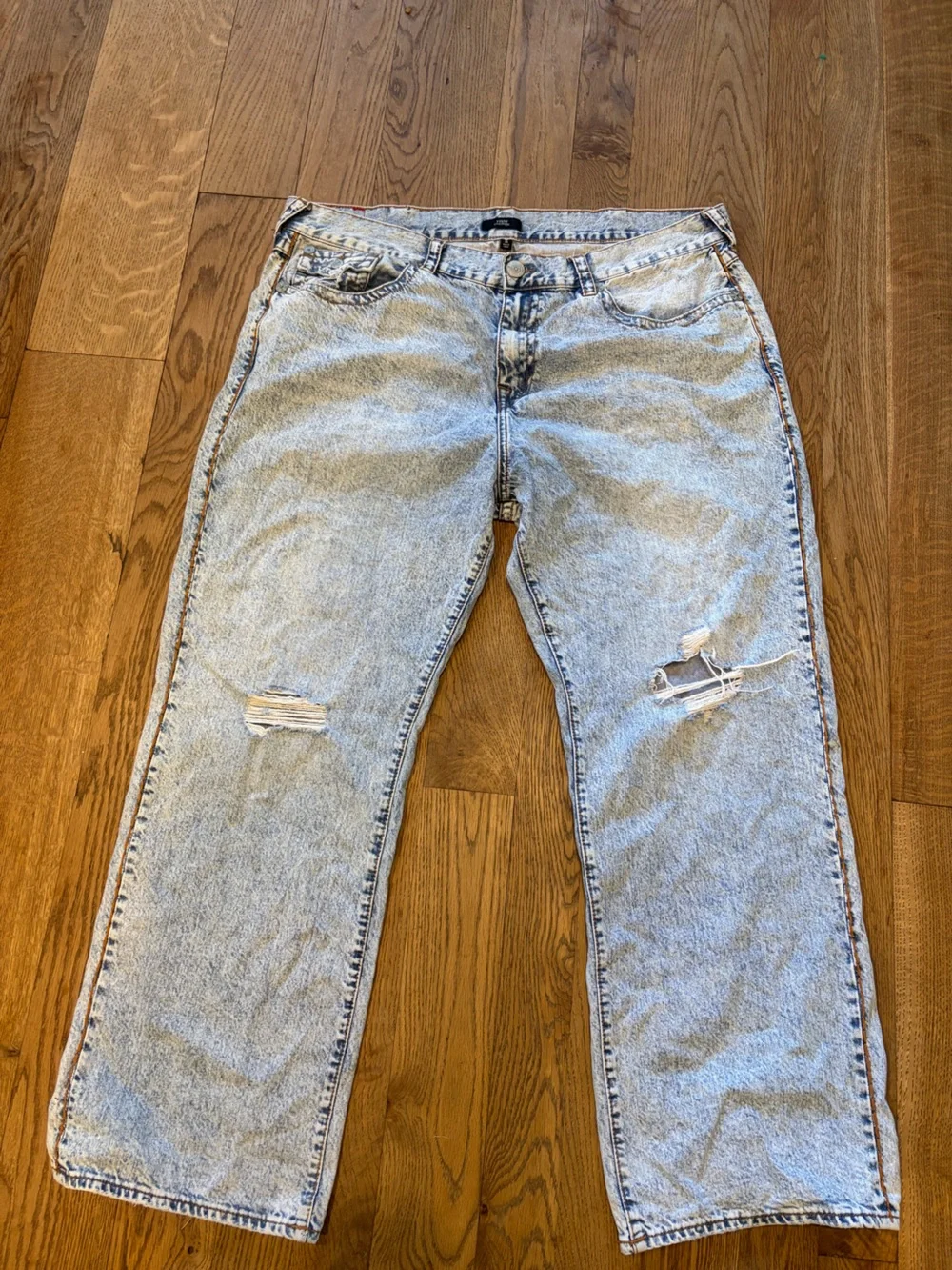 True Religion Vinny ultra baggy distressed Jeans light acid Wash Size 46